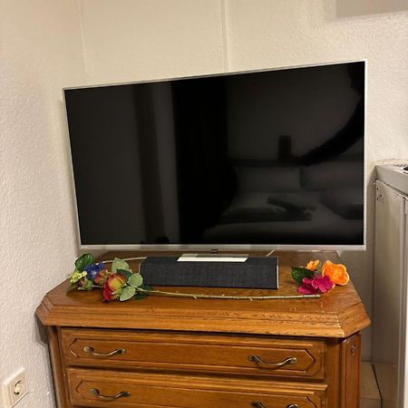 Moebliertes Zimmer Mit Tv, Internet & Kompletter Ausstattung In Bonn-Mehlem Exterior photo